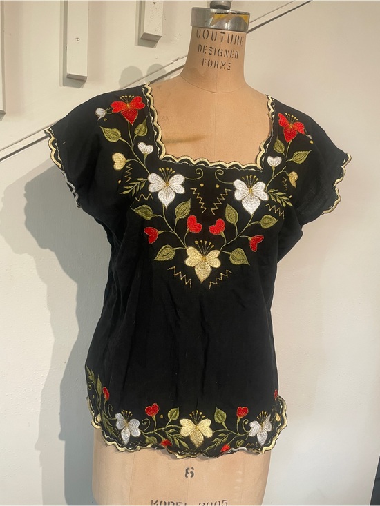 Handmade Tops - Embroidered Mexican flowy blouse top M vintage hearts and flowers
